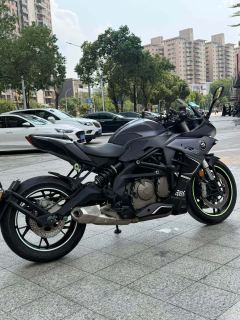 QJMOTOR Sai 600 - ფოტო 4