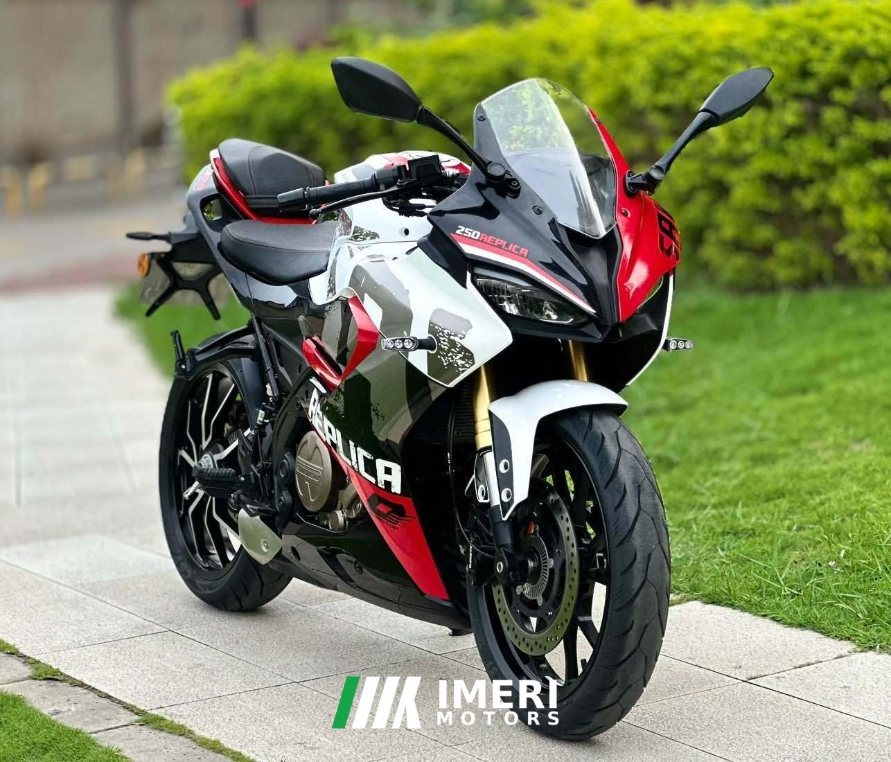 2022 QJMOTOR SRK 250