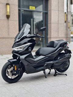 Voge SR4 Max 350 cc - ფოტო 3