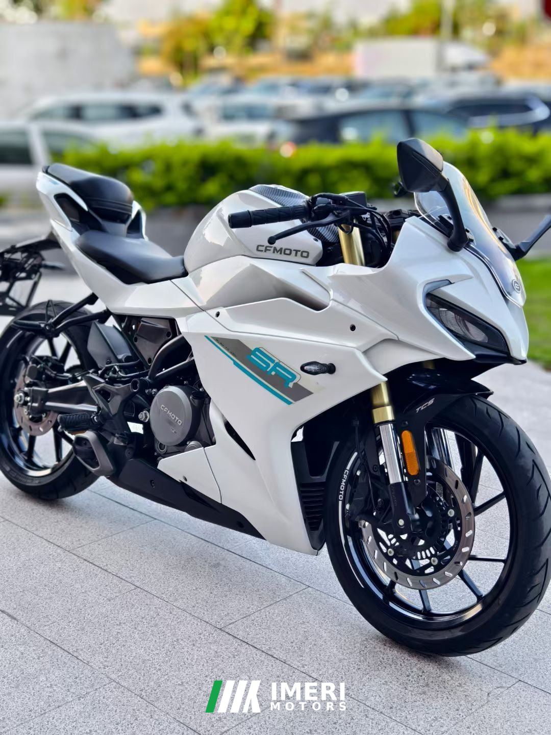 2023 CFMOTO 250SR