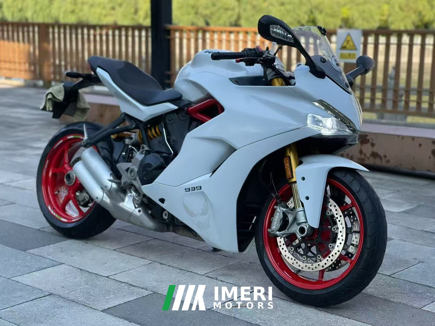 2019 Ducati SuperSport 939 cc