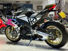Aprilia RSV4 1100 cc - photo 5