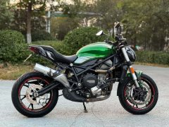 Benelli 752S 750 cc - ფოტო 9