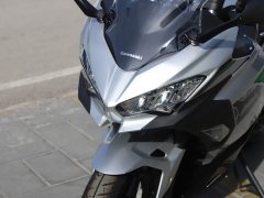 Kawasaki Ninja e-1 - ფოტო 11