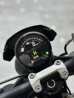 Triumph Trident 660 - ფოტო 8