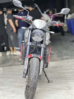 Triumph Trident 660 - ფოტო 9