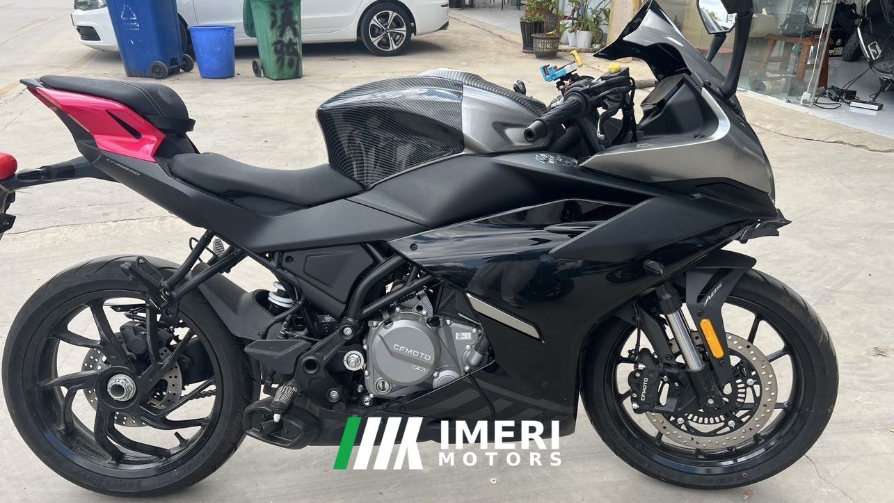 2025 CFMOTO 250SR