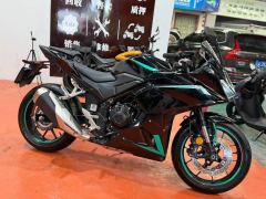 Honda CBR400R - ფოტო 2