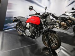 Honda CB1100 - photo 3