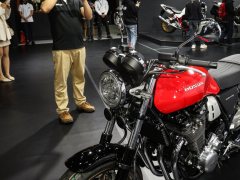 Honda CB1100 - photo 9