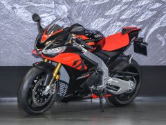 Aprilia RSV4 1100 cc - photo 10