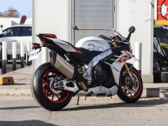 Aprilia RSV4 1100 cc - photo 7