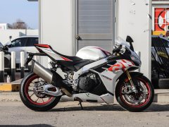 Aprilia RSV4 1100 cc - photo 8
