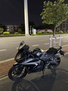 Honda CBR400R - ფოტო 1