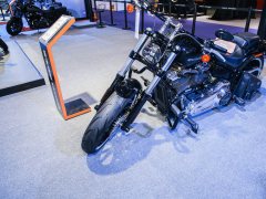 Harley-Davidson Breakout 1920 cc - ფოტო 10
