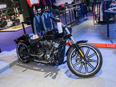 Harley-Davidson Breakout 1920 cc - ფოტო 3