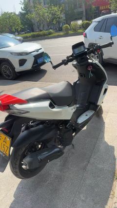 Peugeot SPEEDFIGHT 4+ 150 cc - ფოტო 2