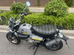 Stoner I appreciate you providing the text, but "" simply means "ape" or "monkey" - it's not a vehicle listing. Could you pl…