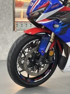 Honda CBR650R - ფოტო 9