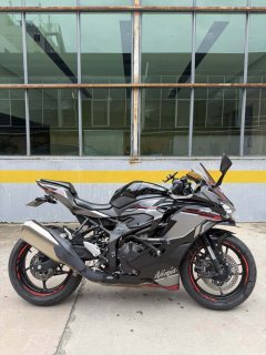 Kawasaki ZX-4R 400 cc - фото 1