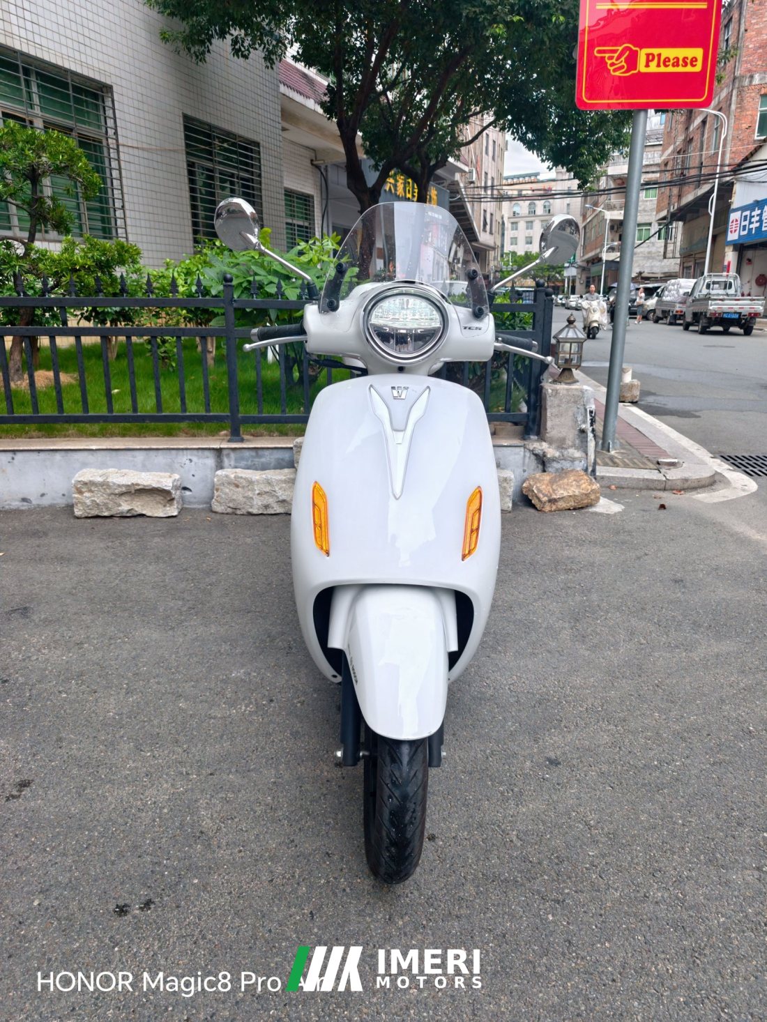 Haojue Lumi125 - motorcycle from China