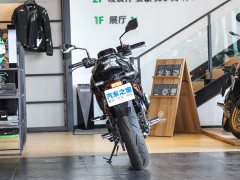 Kawasaki Z650 - ფოტო 7
