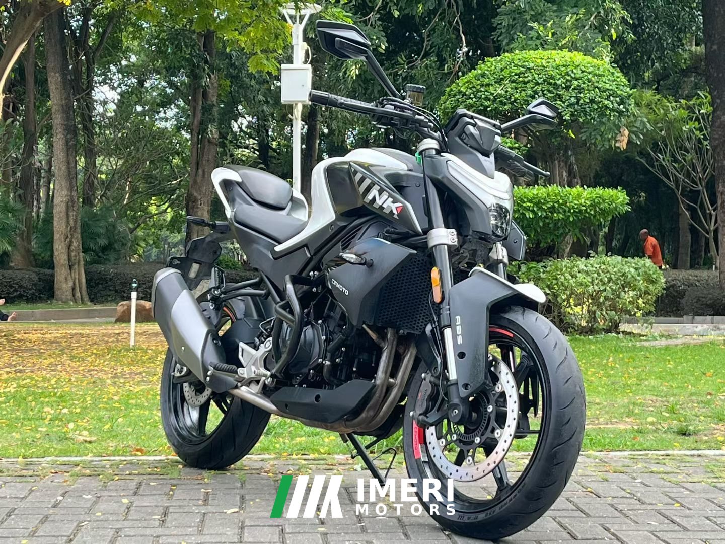2023 CFMOTO 450NK