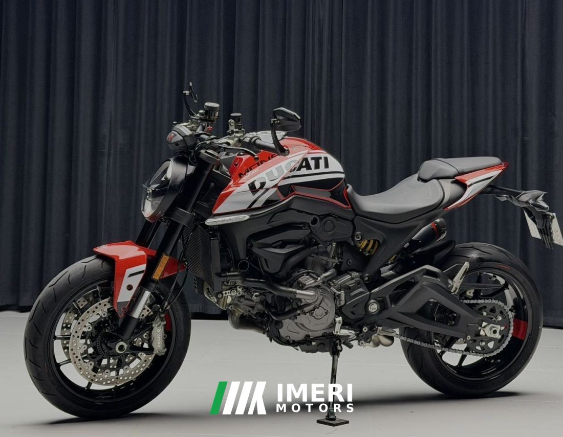 Ducati Monster 900 cc - motorcycle from China