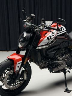 Ducati Monster 900 cc - photo 6