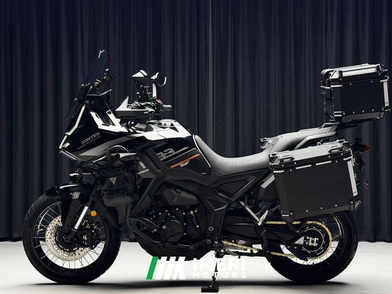 2025 Zontes 703F 700 cc