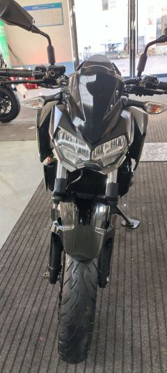 Kawasaki Z400 - фото 1