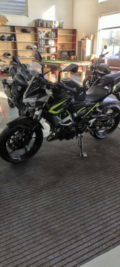 Kawasaki Z400 - фото 2