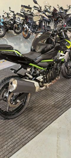 Kawasaki Z400 - фото 4