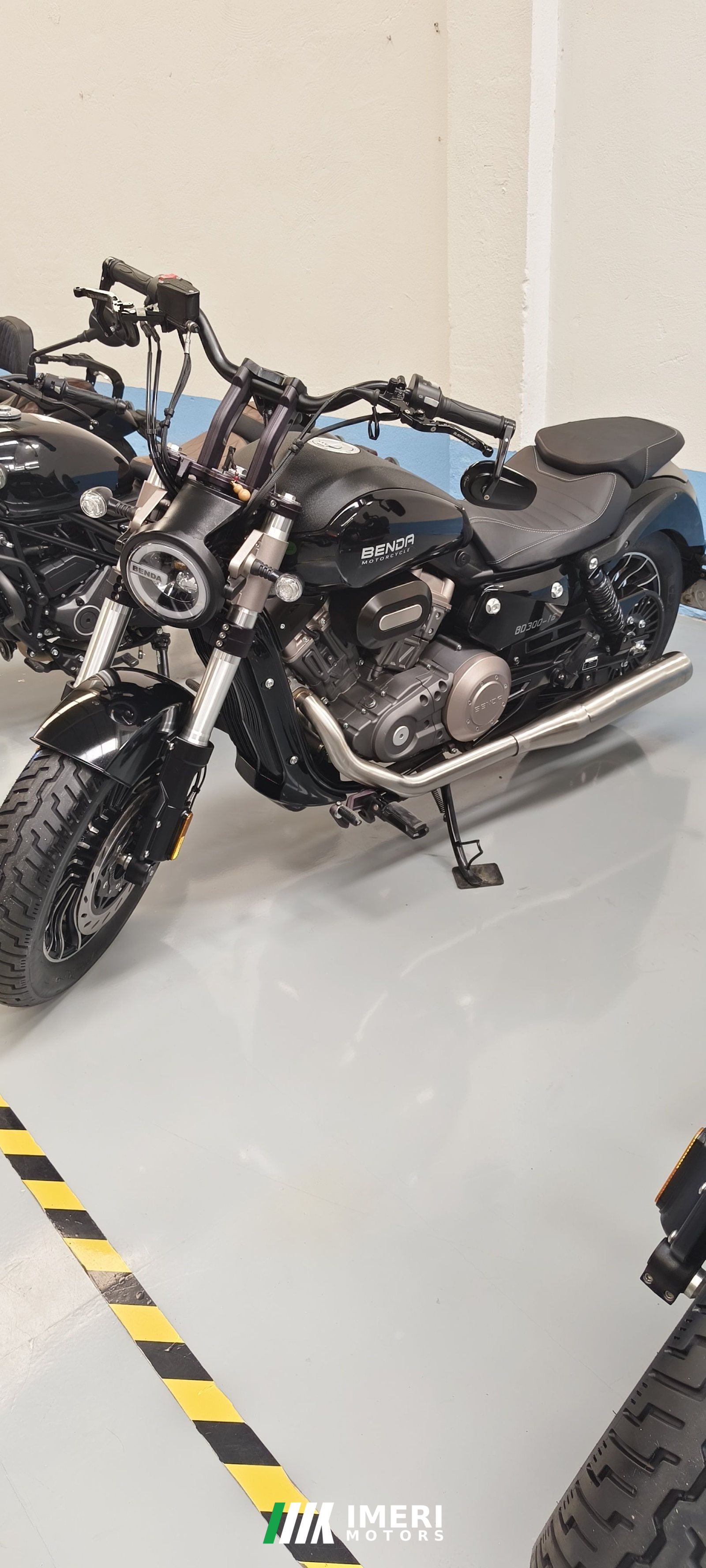 2021 Benda Polestones 03 Gray 300 cc
