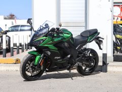 Kawasaki Ninja 1100SX - ფოტო 1