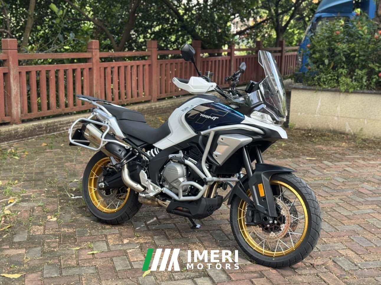 2025 CFMOTO 700MT