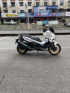 Voge SR450X 400 cc - ფოტო 6