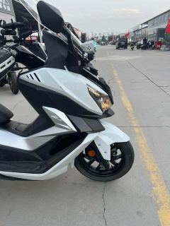 SYM Cruisym 300 - фото 4