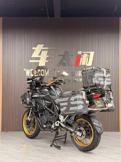 Benelli TRK552 550 cc - photo 7