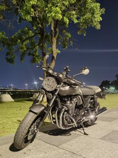 Honda CB1100 - ფოტო 2