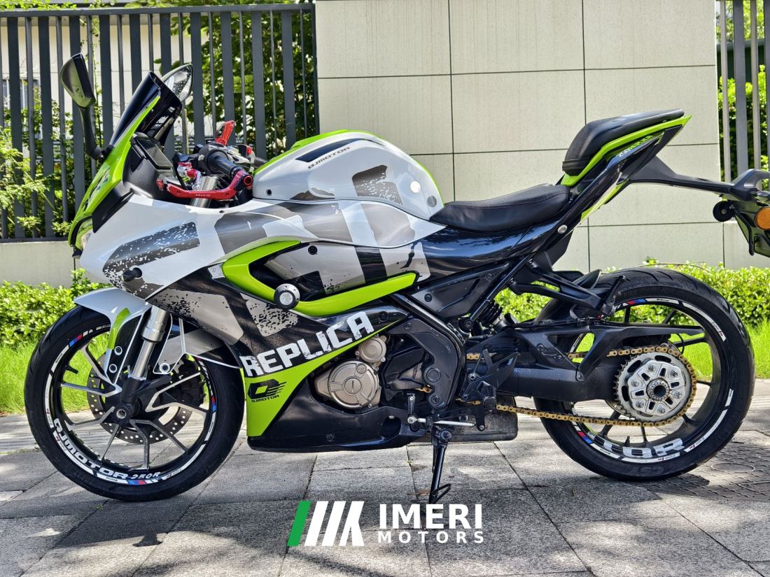QJMOTOR SRK 250 - მოტოციკლი ჩინეთიდან