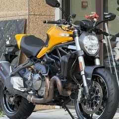 Ducati Monster 821 - фото 2