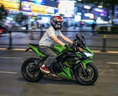 Kawasaki Ninja 650 - ფოტო 1