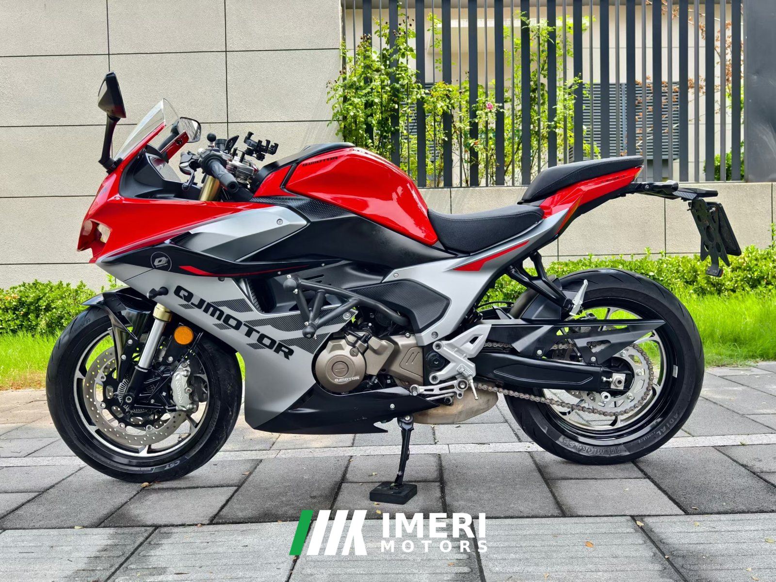 2024 QJMOTOR Roewe i5 550 / Sai 550 *(Context-dependent, usually referring to the motorcycle "Sai 550" or Roewe car v