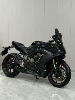Honda CBR650R - photo 1