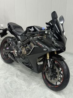 Honda CBR650R - photo 3