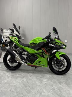 Kawasaki Ninja 400 - photo 2
