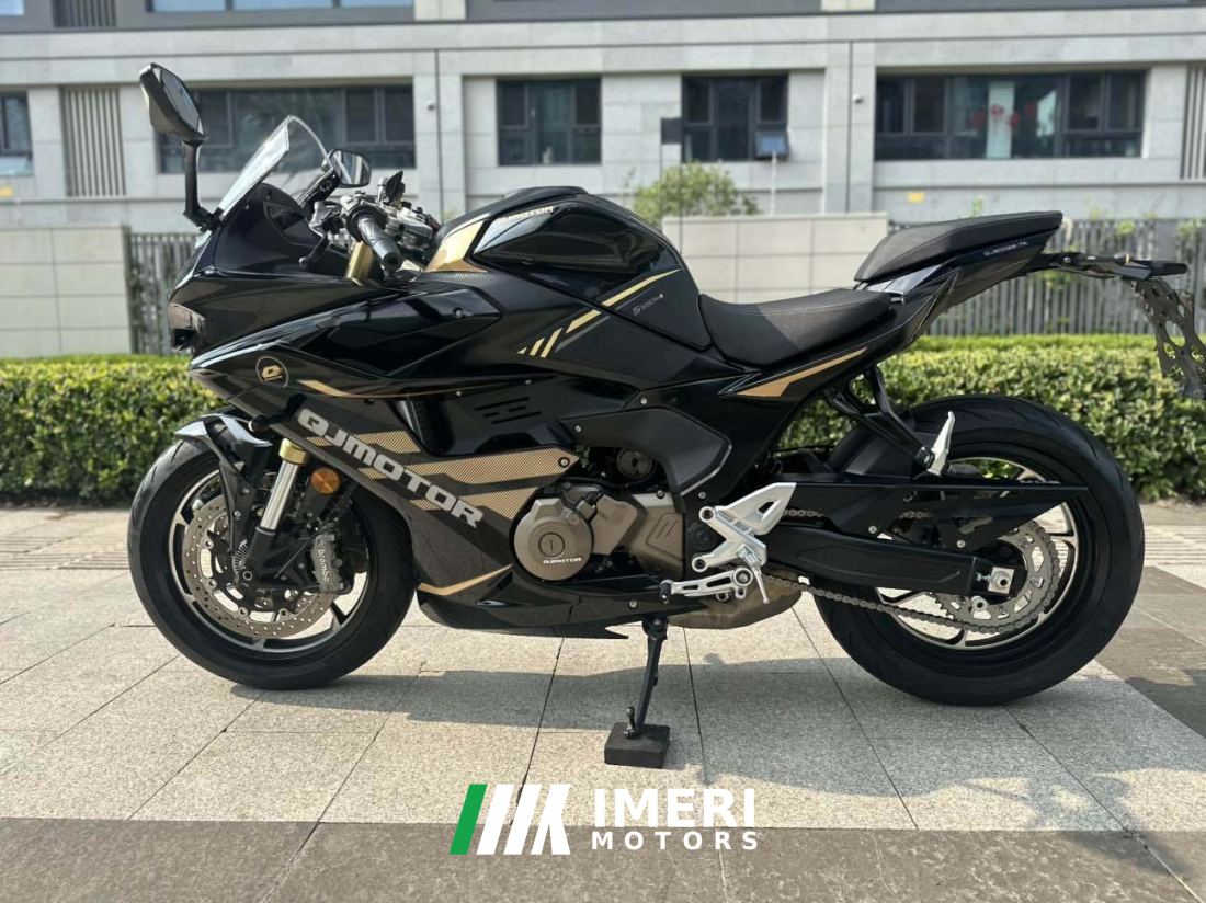 QJMOTOR Roewe i5 550 / Sai 550 *(Context-dependent, usually referring to the motorcycle "Sai 550" or Roewe car v - motorcycl…