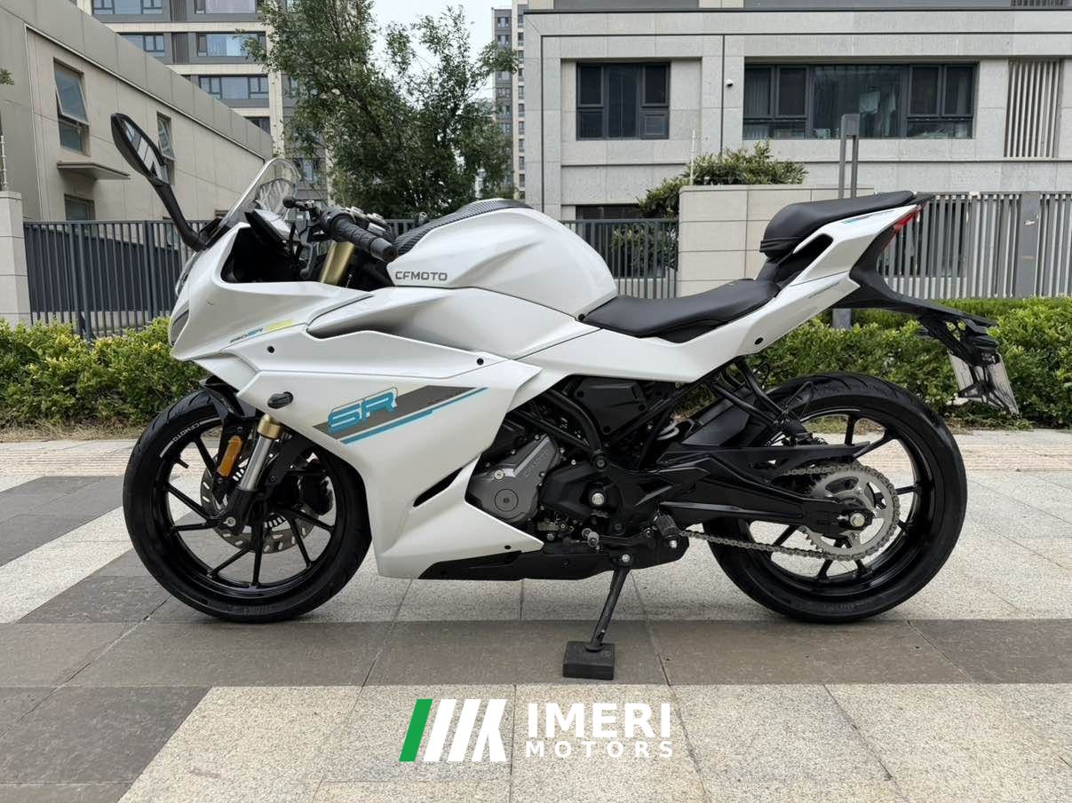 2023 CFMOTO 250SR