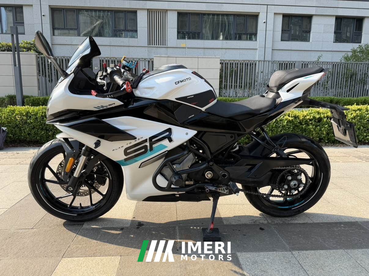 2023 CFMOTO 250SR